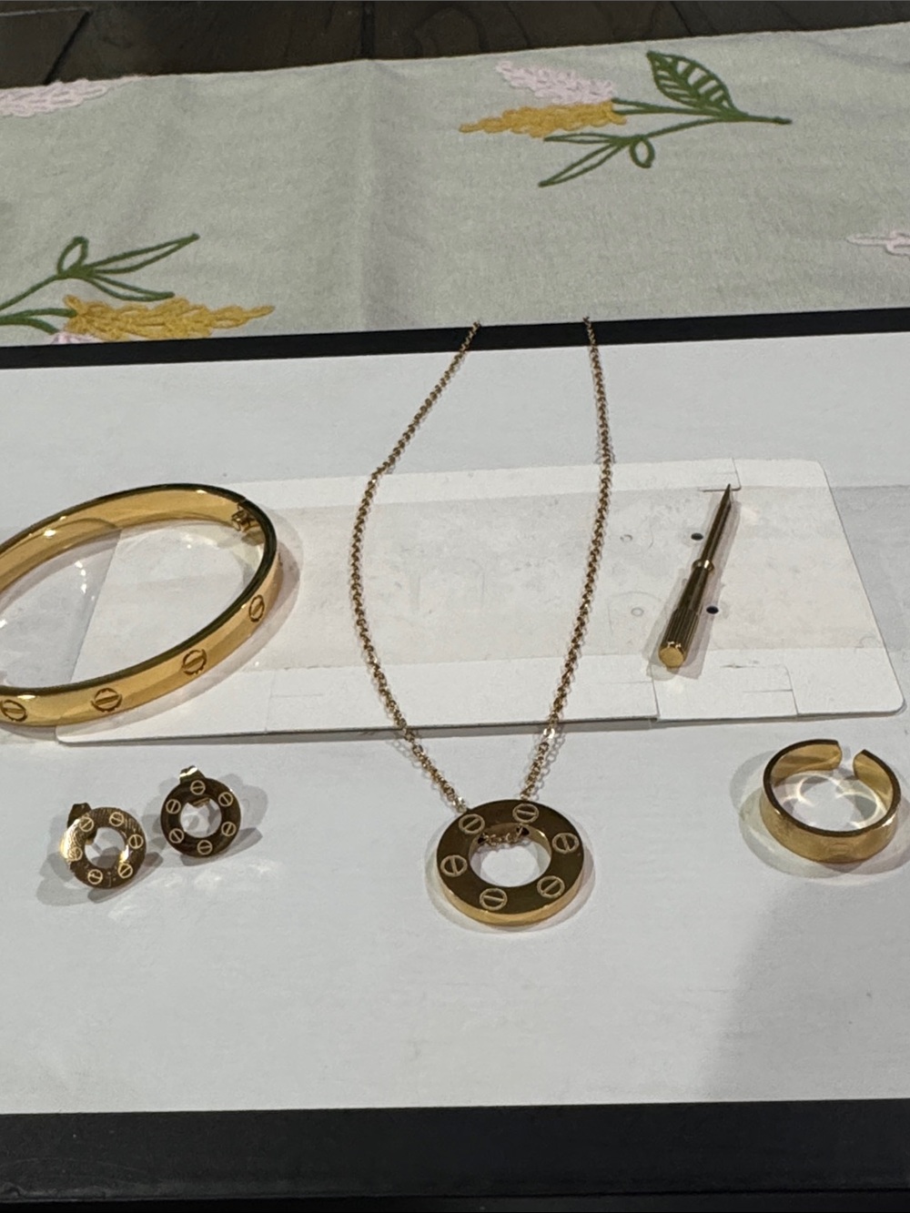 Cartier Gold Circular Screw Motif Necklace and Stud Earrings Set